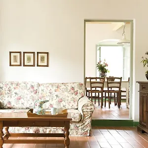https://fattoria-casabianca-bucine.it-tuscanyhotel.com
